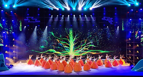 第四届中国白帝城国际诗歌节开幕式演出《韵流而尚》圆满成功！