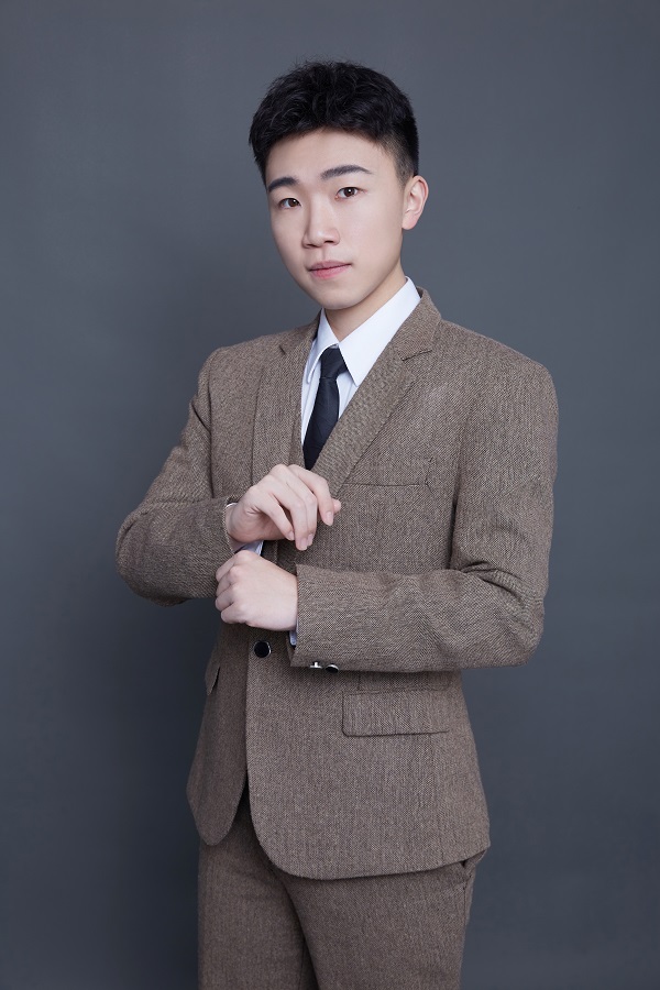 车昊霖