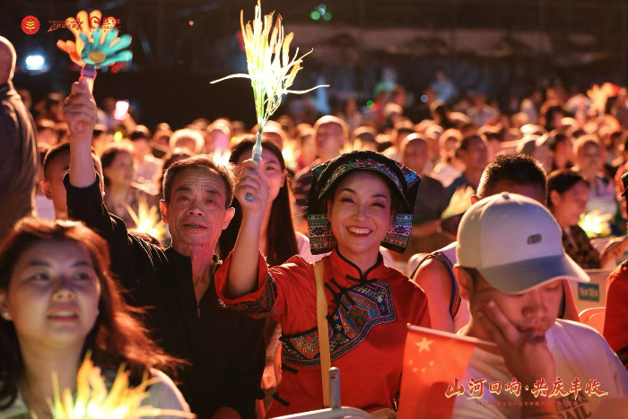 种地种歌种丰收——2026中国农民丰收节村歌大赛西部大区赛颁奖展演活动举行